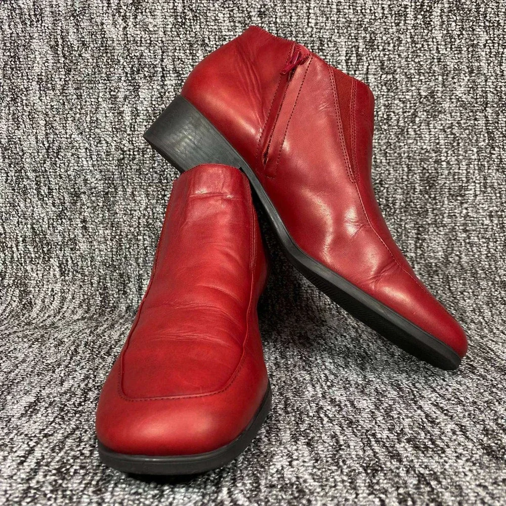 VTG Decoys by Auditions Ankle Booties Women 10N Salsa Red Leather Low Block Heel
